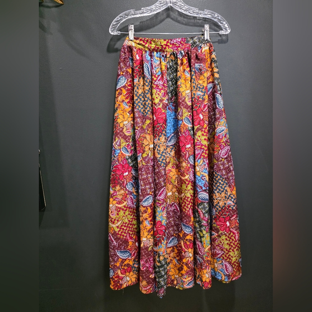 Her Destiny Colorful Maxi Skirt Floral Flowy Womens Sz PM Colorful Polyester